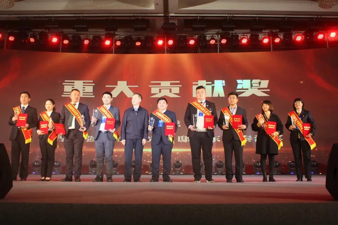 李亞光——抗擊新冠肺炎疫情“重大貢獻(xiàn)”獎！
